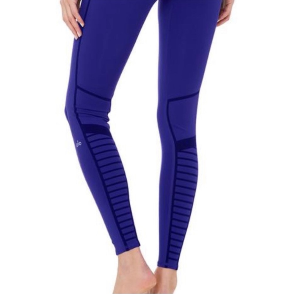 Alo yoga moto Legging XS - Picture 2 of 4
